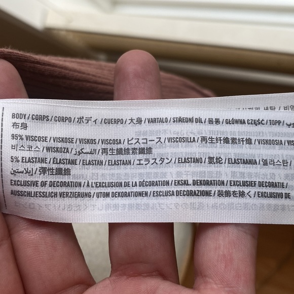 Hollister Caramel Brown Low Cut Ribbed Stretch Long Sleeve Medium Shirt - Picture 5 of 5